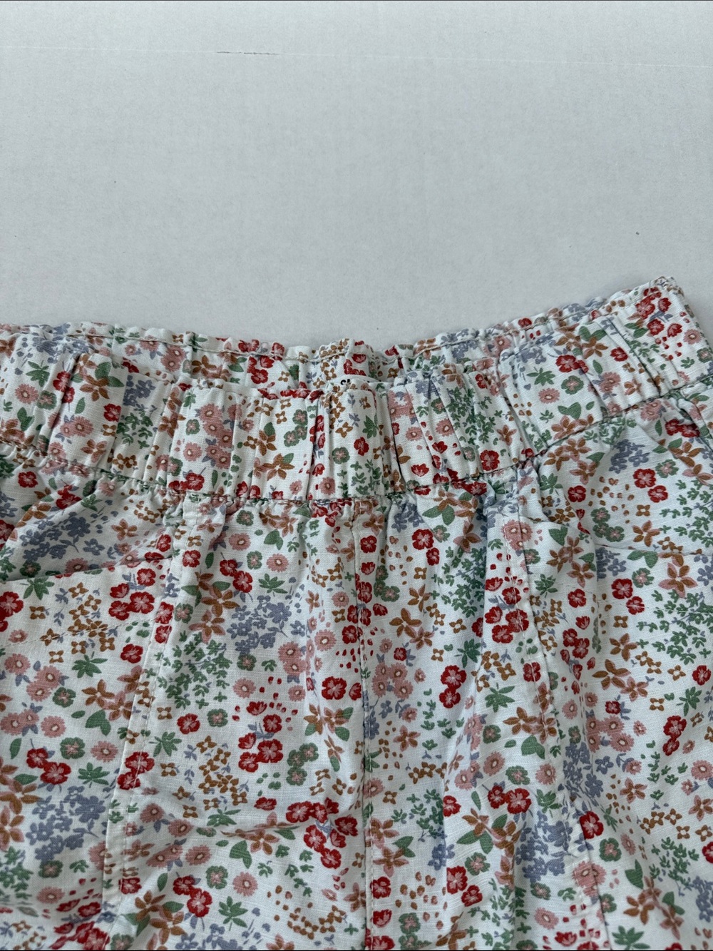 Levis Strauss Elastic Shorts Floral Red and White size Large - Picture 5 of 10